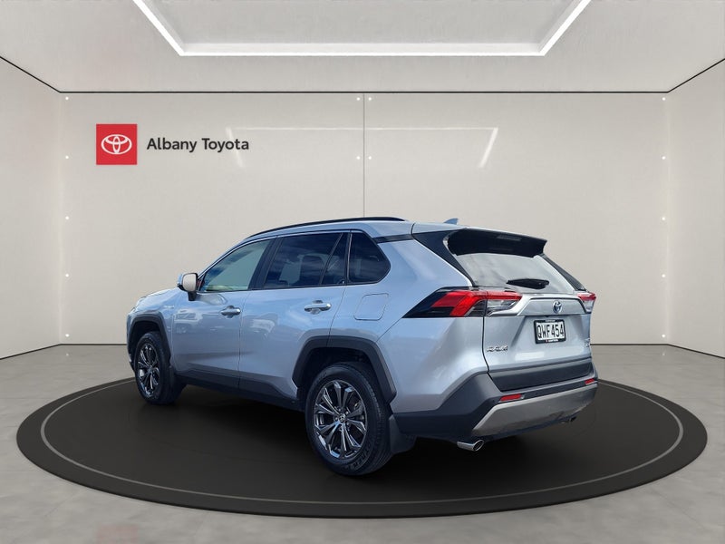 2024 Toyota RAV4 GXL 2.5P HV ECVT AWD SUV/5D/5S... image 5