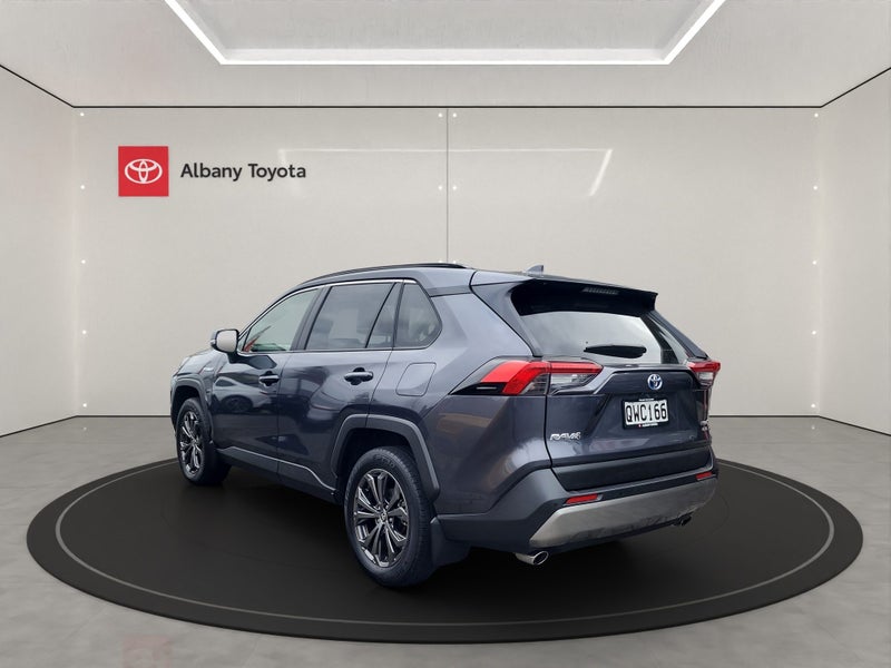 2024 Toyota RAV4 GXL 2.5P HV ECVT AWD SUV/5D/5S... image 5