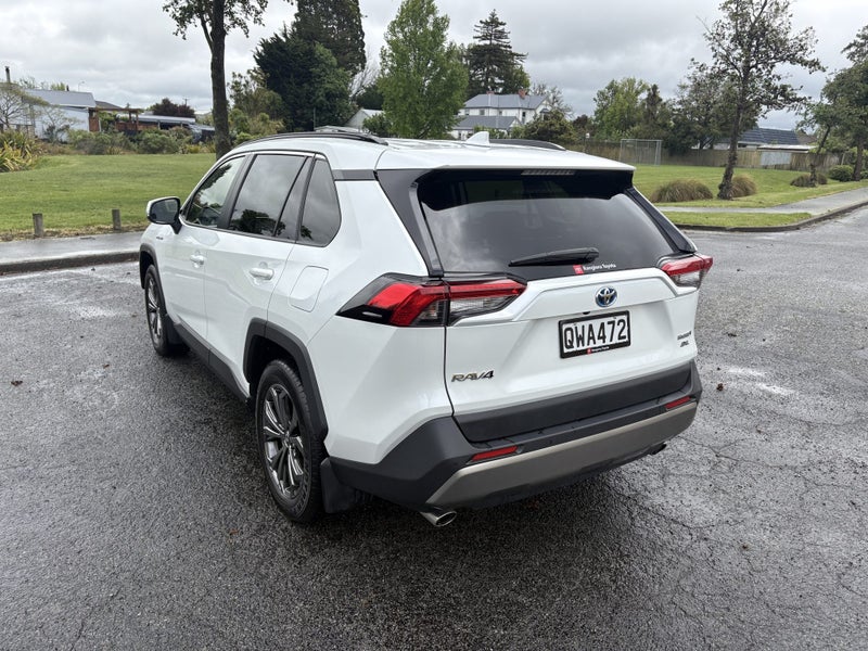 2024 Toyota RAV4 GXL 2.5P HV ECVT AWD SUV/5D/5S image 2