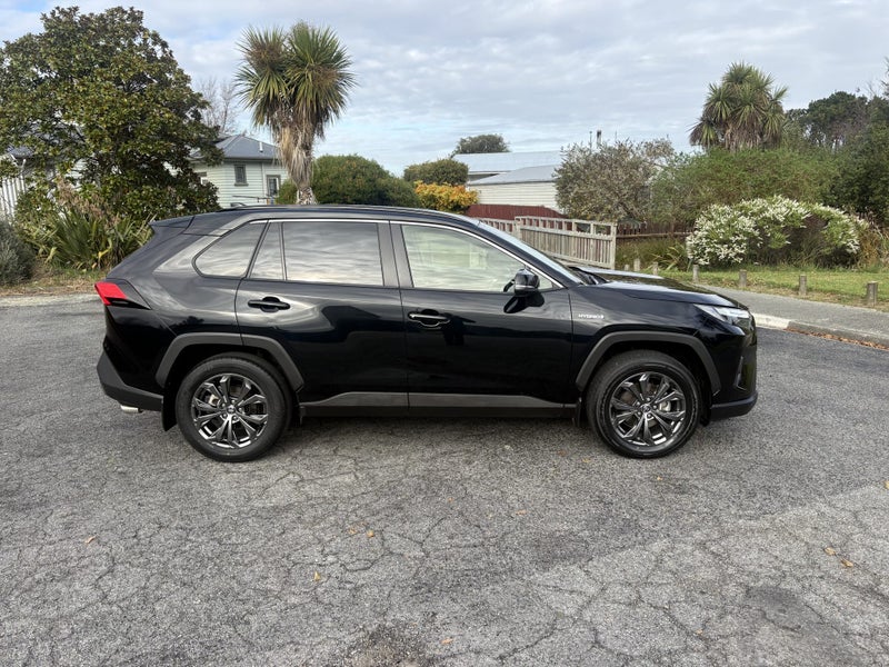 2024 Toyota RAV4 GXL 2.5P HV ECVT AWD SUV/5D/5S image 3