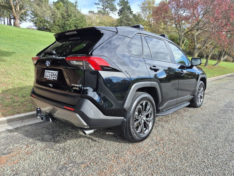 2024 Toyota RAV4 GXL 2.5P HV ECVT AWD SUV/5D/5S image 4