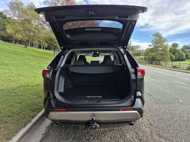 2024 Toyota RAV4 GXL 2.5P HV ECVT AWD SUV/5D/5S image 5