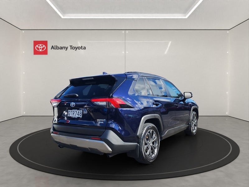 2024 Toyota RAV4 GXL 2.5P HV ECVT AWD SUV/5D/5S... image 3