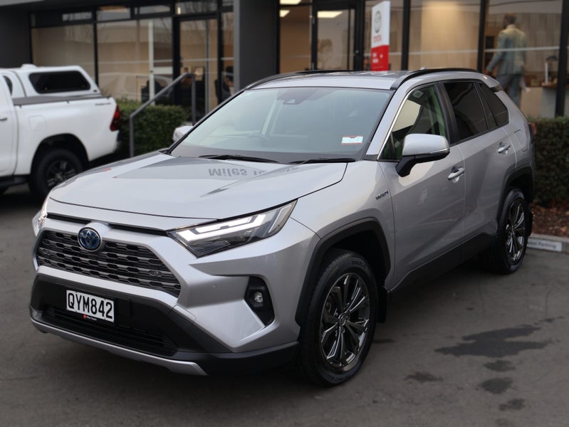2024 Toyota RAV4 GXL 2.5P HV ECVT AWD SUV/5D/5S... image 3