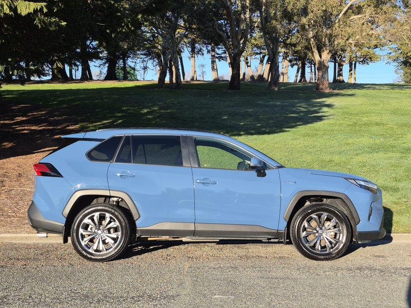 2024 Toyota RAV4 GXL 2.5P HV ECVT AWD SUV/5D/5S image 4