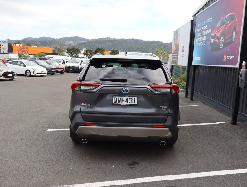 2024 Toyota RAV4 GXL 2.5P HV ECVT AWD SUV/5D/5S image 3