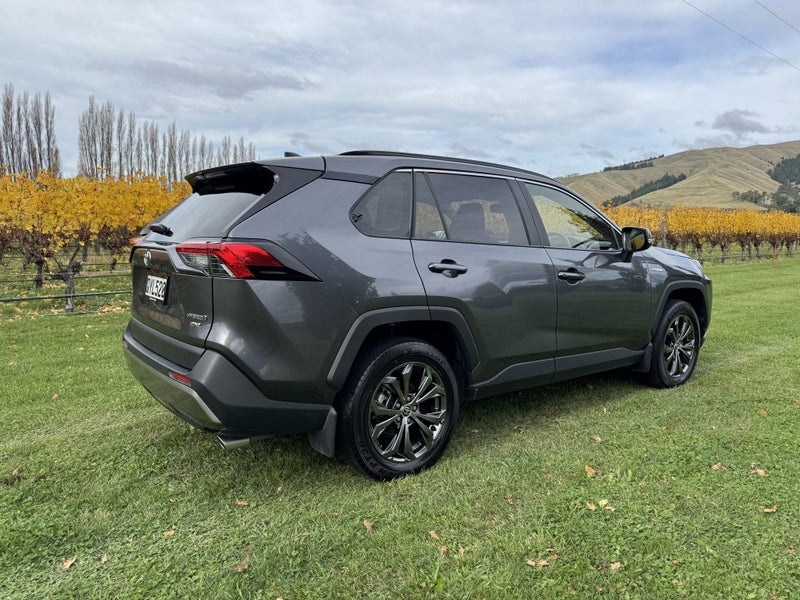 2024 Toyota RAV4 GXL 2.5P HV ECVT AWD SUV/5D/5S image 4