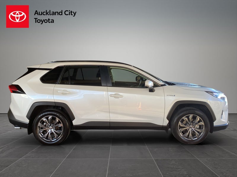 2024 Toyota RAV4 GXL 2.5P HV ECVT AWD SUV/5D/5S... image 2