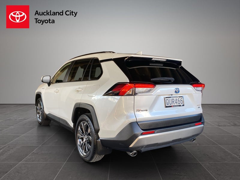 2024 Toyota RAV4 GXL 2.5P HV ECVT AWD SUV/5D/5S... image 5