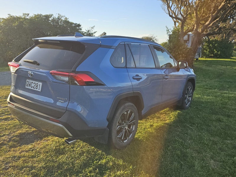 2024 Toyota RAV4 GXL 2.5P HV ECVT AWD SUV/5D/5S image 5