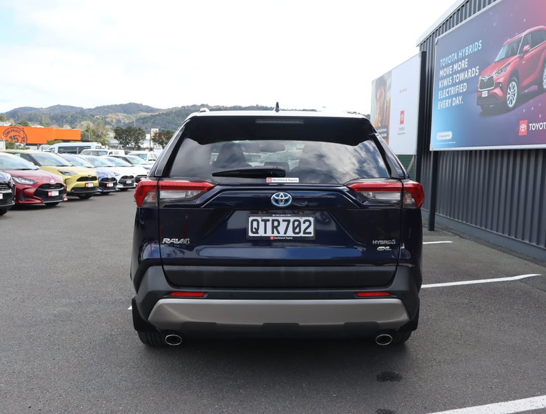 2024 Toyota RAV4 GXL 2.5P HV ECVT AWD SUV/5D/5S image 3