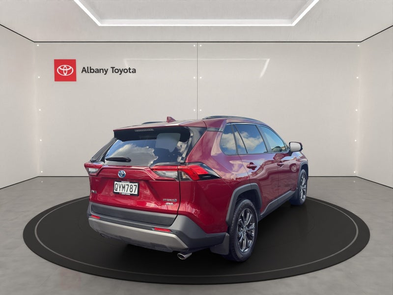2024 Toyota RAV4 GXL 2.5P HV ECVT AWD SUV/5D/5S... image 3