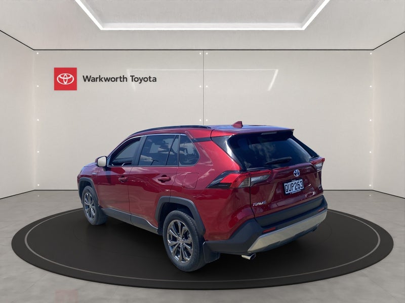 2024 Toyota RAV4 GXL 2.5P HV ECVT AWD SUV/5D/5S... image 4