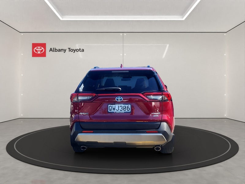 2024 Toyota RAV4 GXL 2.5P HV ECVT AWD SUV/5D/5S... image 4