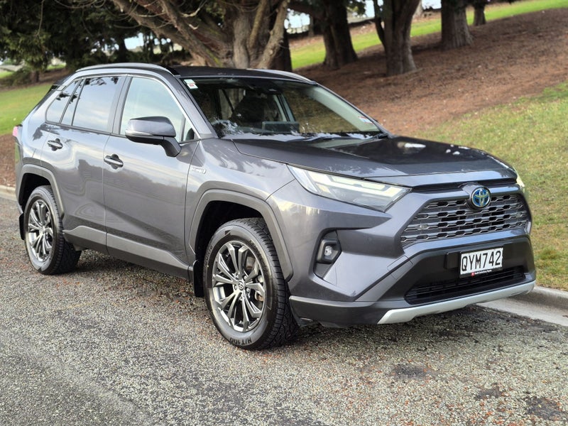 2024 Toyota RAV4 GXL 2.5P HV ECVT AWD SUV/5D/5S image 3
