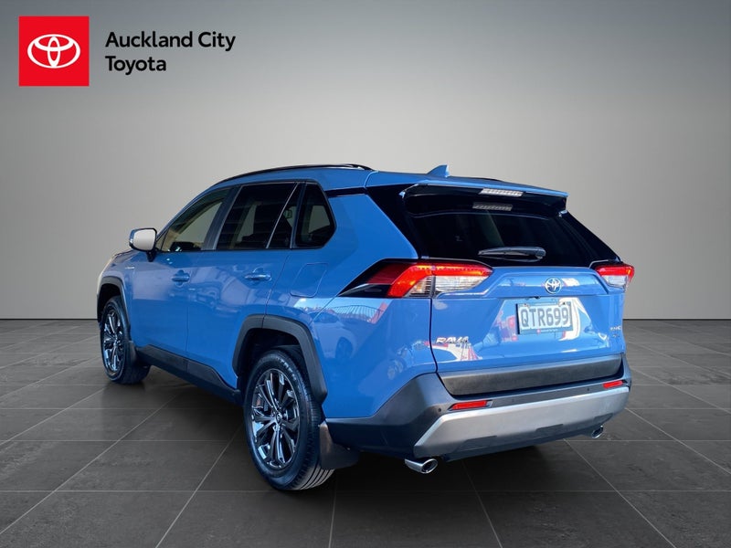 2024 Toyota RAV4 GXL 2.5P HV ECVT AWD SUV/5D/5S... image 5