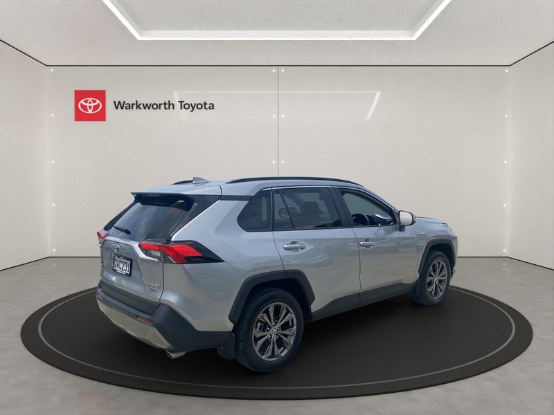 2024 Toyota RAV4 GXL 2.5P HV ECVT AWD SUV/5D/5S... image 3