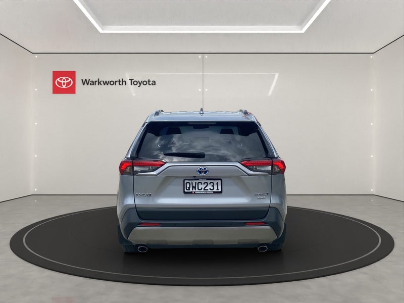 2024 Toyota RAV4 GXL 2.5P HV ECVT AWD SUV/5D/5S... image 4