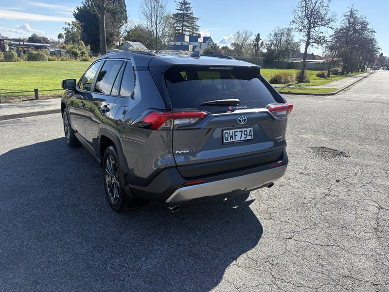 2024 Toyota RAV4 GXL 2.5P HV ECVT AWD SUV/5D/5S image 2