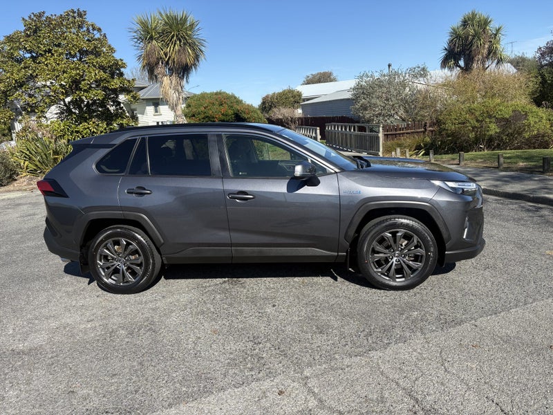 2024 Toyota RAV4 GXL 2.5P HV ECVT AWD SUV/5D/5S image 3