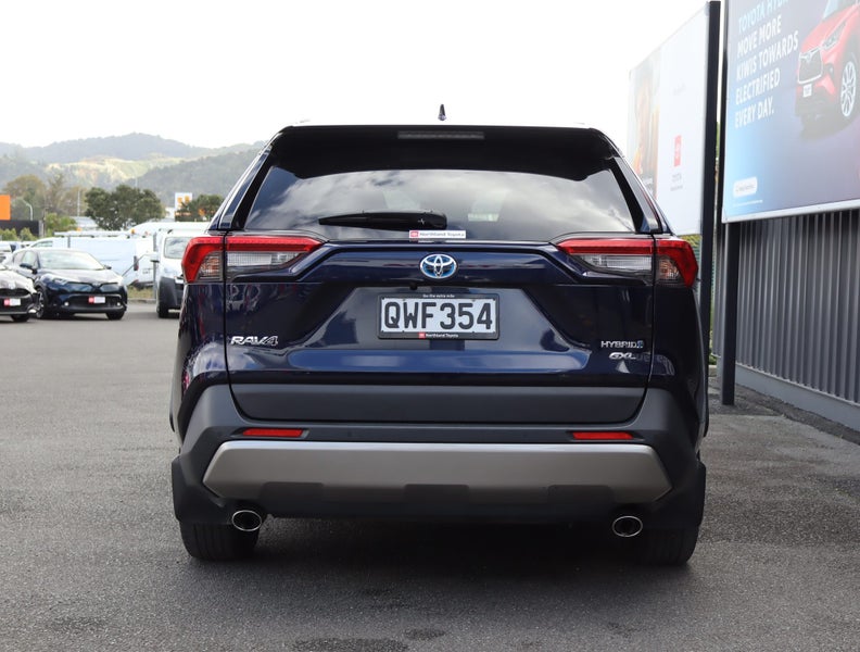 2024 Toyota RAV4 GXL 2.5P HV ECVT AWD SUV/5D/5S image 3