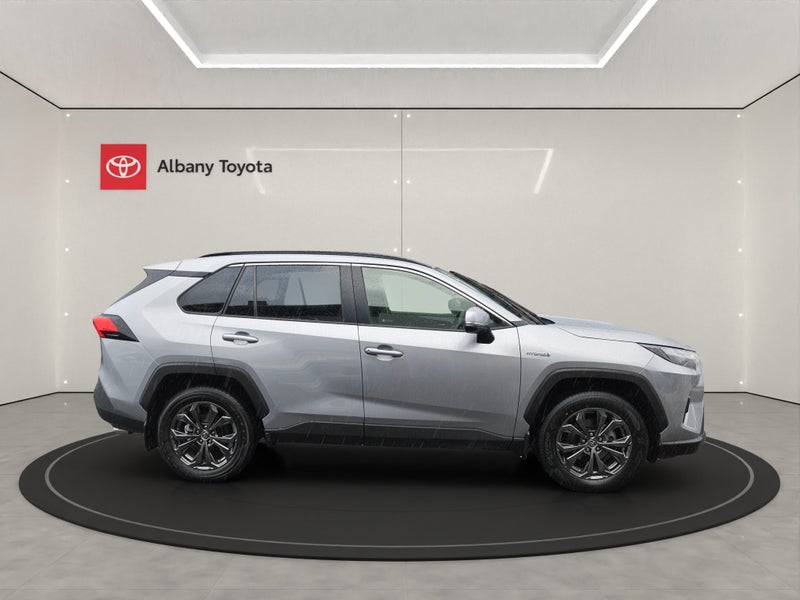 2024 Toyota RAV4 GXL 2.5P HV ECVT AWD SUV/5D/5S... image 2