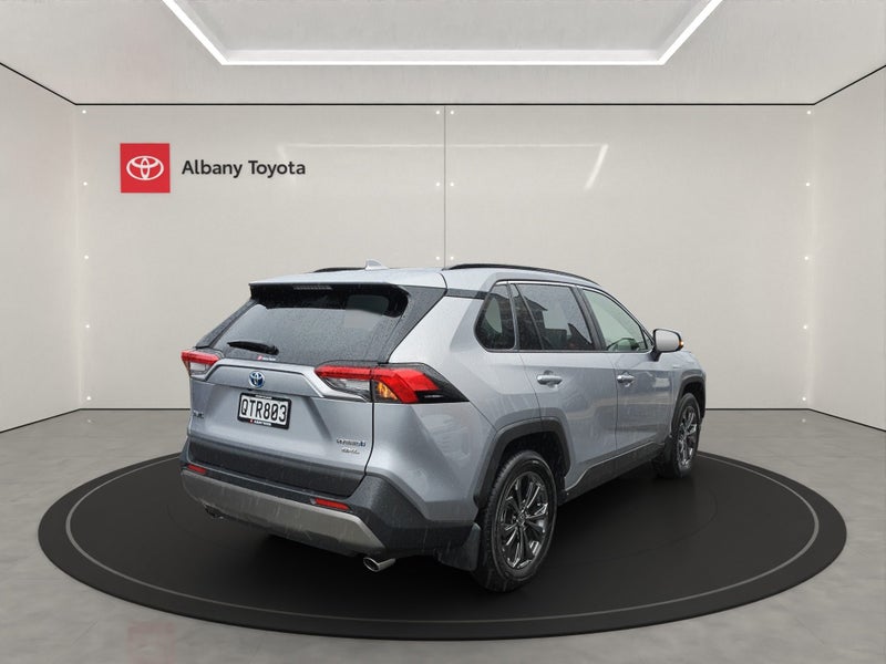2024 Toyota RAV4 GXL 2.5P HV ECVT AWD SUV/5D/5S... image 3