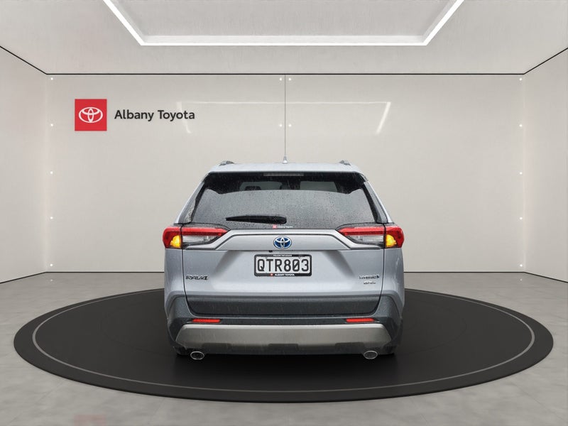 2024 Toyota RAV4 GXL 2.5P HV ECVT AWD SUV/5D/5S... image 4