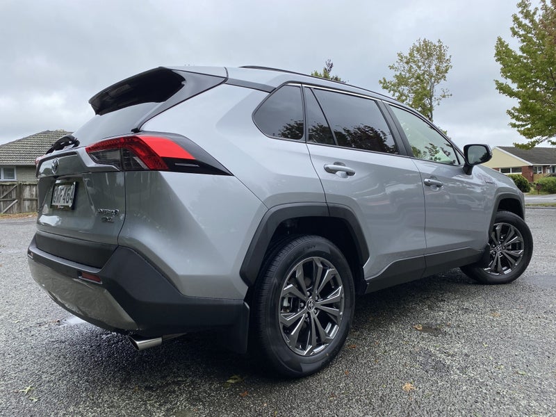 2024 Toyota RAV4 GXL 2.5P HV ECVT AWD SUV image 5