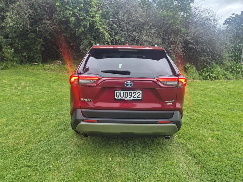 2024 Toyota RAV4 GXL 2.5P Hybrid image 5