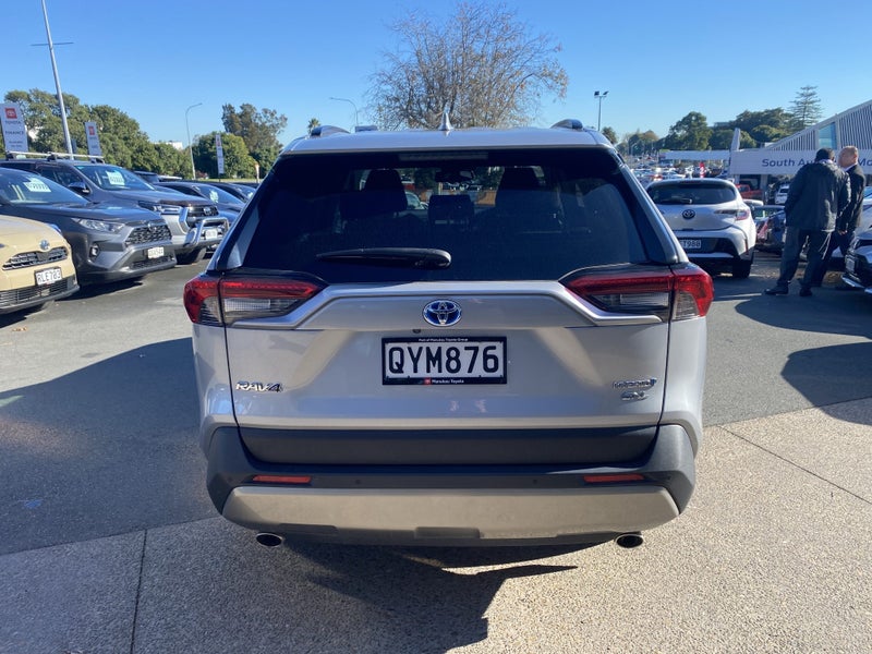 2024 Toyota RAV4 GXL 2.5P Hybrid image 3