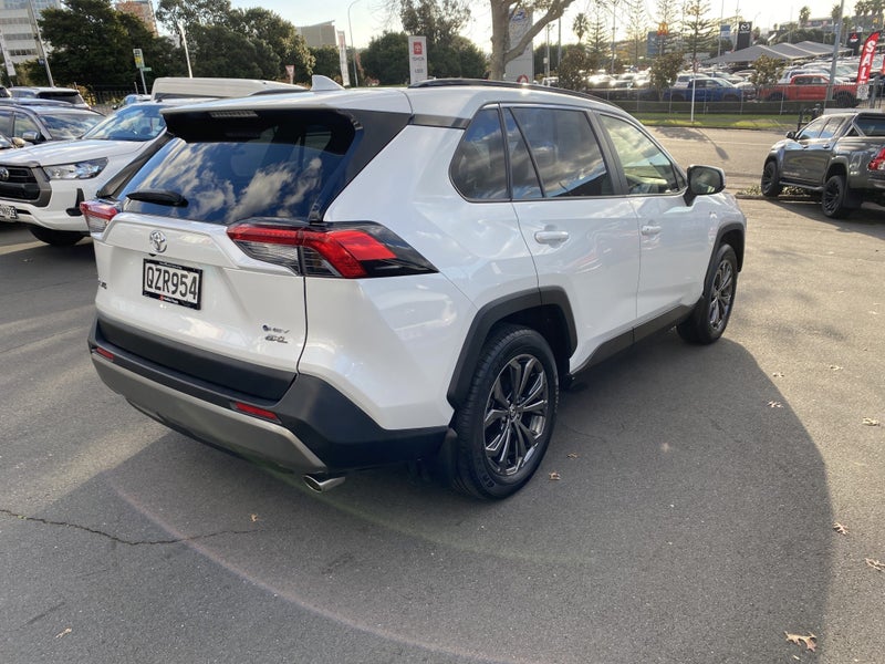 2024 Toyota RAV4 GXL 2.5P Hybrid image 2