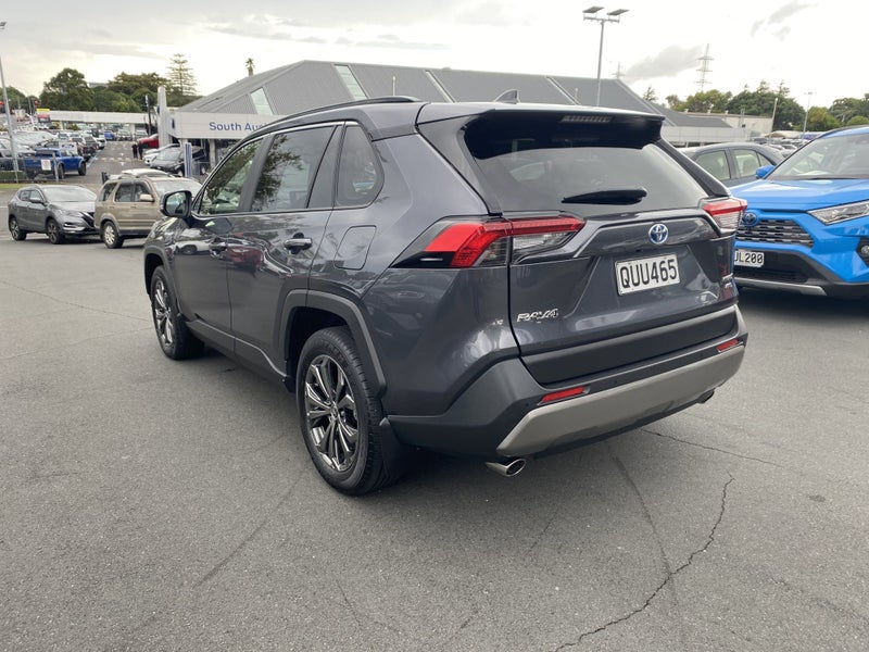 2024 Toyota RAV4 GXL 2.5P Hybrid image 5