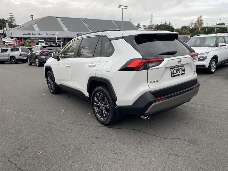 2024 Toyota RAV4 GXL 2.5P Hybrid image 5