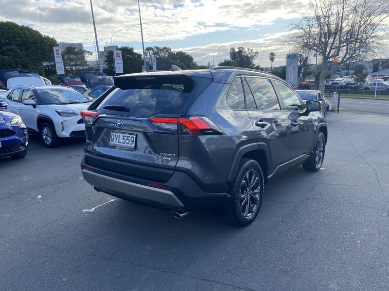 2024 Toyota RAV4 GXL 2.5P Hybrid image 2