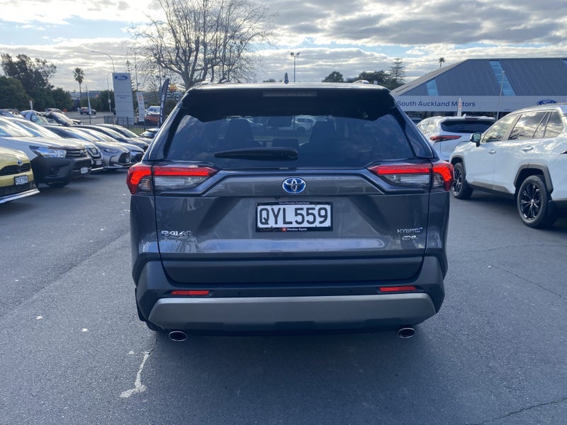 2024 Toyota RAV4 GXL 2.5P Hybrid image 3