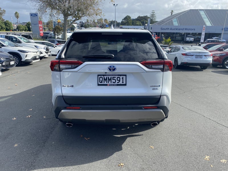 2024 Toyota RAV4 GXL 2.5P Hybrid image 3