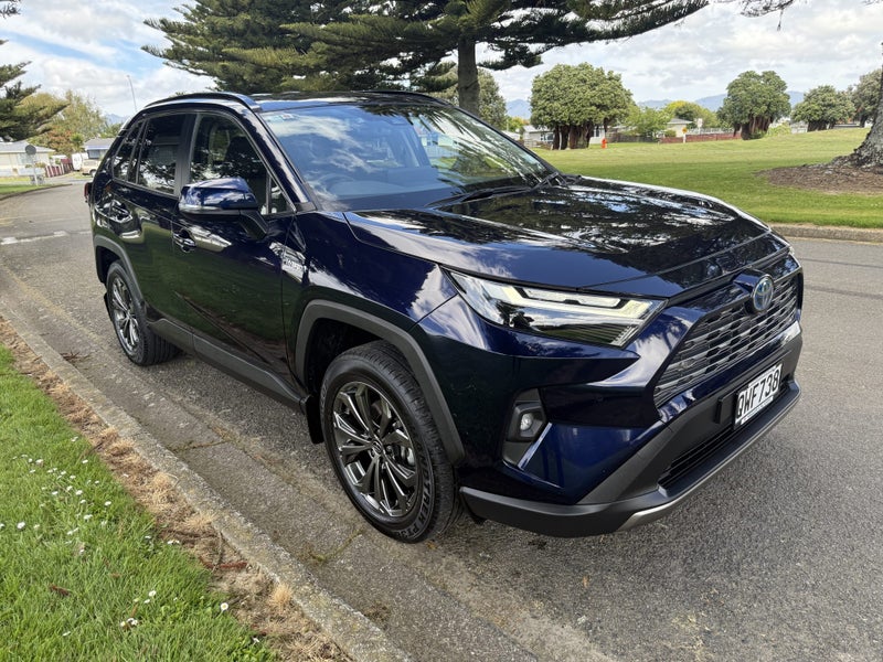 2024 Toyota RAV4 GXL 2.5P Hybrid Automatic AWD SUV image 3
