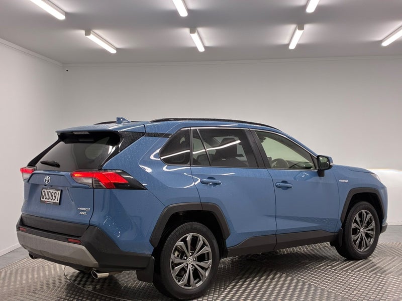 2024 Toyota RAV4 GXL 2.5P Hybrid AWD image 3
