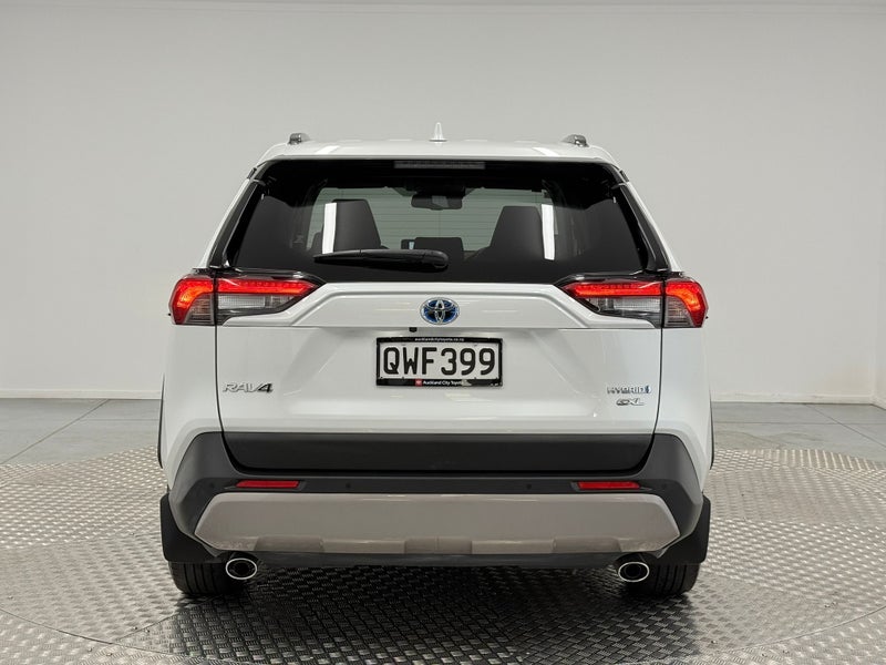 2024 Toyota RAV4 GXL 2.5P Hybrid AWD image 4