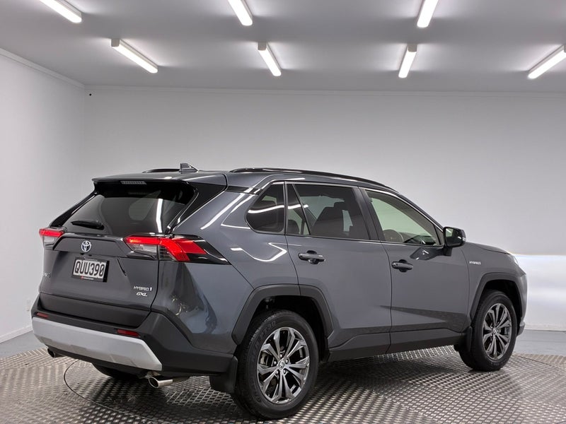 2024 Toyota RAV4 GXL 2.5P Hybrid AWD image 3