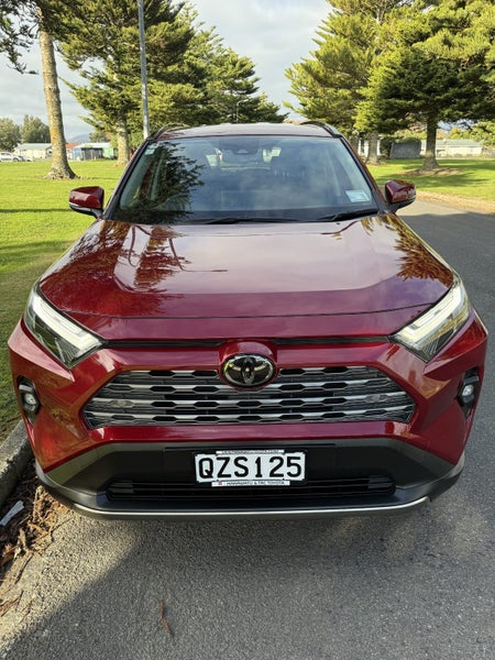 2024 Toyota RAV4 GXL 2.5P Hybrid AWD Automatic SUV image 3