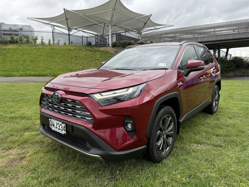 2024 Toyota RAV4 GXL 2.5P Hybrid AWD Automatic SUV image 3