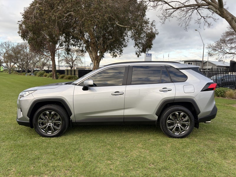 2024 Toyota RAV4 GXL 2.5P Hybrid AWD Automatic SUV image 4