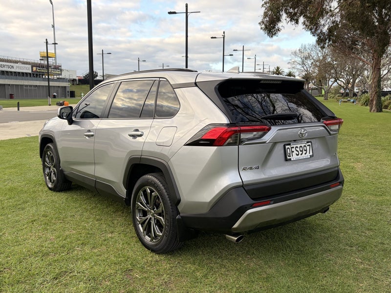 2024 Toyota RAV4 GXL 2.5P Hybrid AWD Automatic SUV image 5