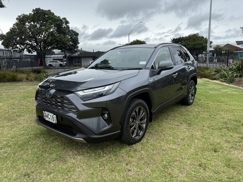 2024 Toyota RAV4 GXL 2.5P Hybrid AWD Automatic SUV image 3