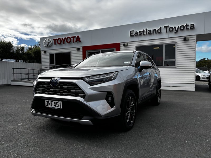 2024 Toyota RAV4 GXL 2.5P Hybrid AWD SUV image 3