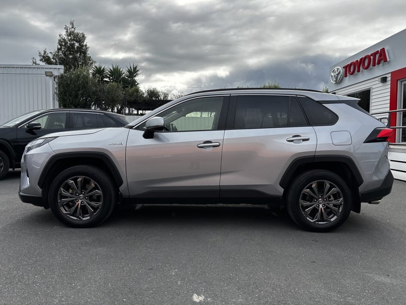 2024 Toyota RAV4 GXL 2.5P Hybrid AWD SUV image 4