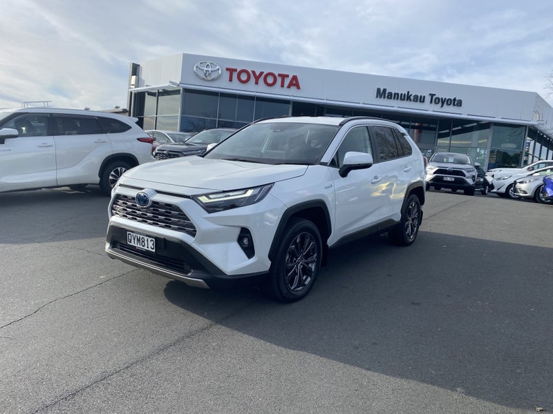 2024 Toyota RAV4 GXL 2.5P Hybrid AWD SUV image 4