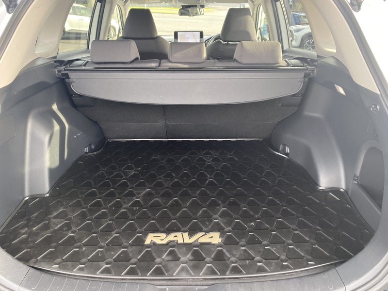 2024 Toyota RAV4 GXL 2.5P Hybrid AWD SUV image 5